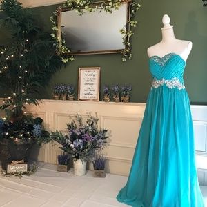 Long teal chiffon strapless prom dress